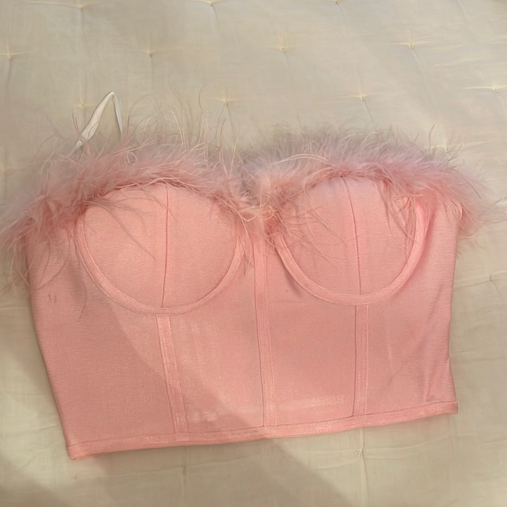 Feather top